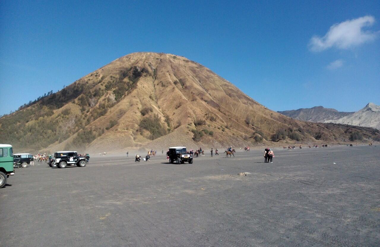 Nekat Berpetualang ke Bromo