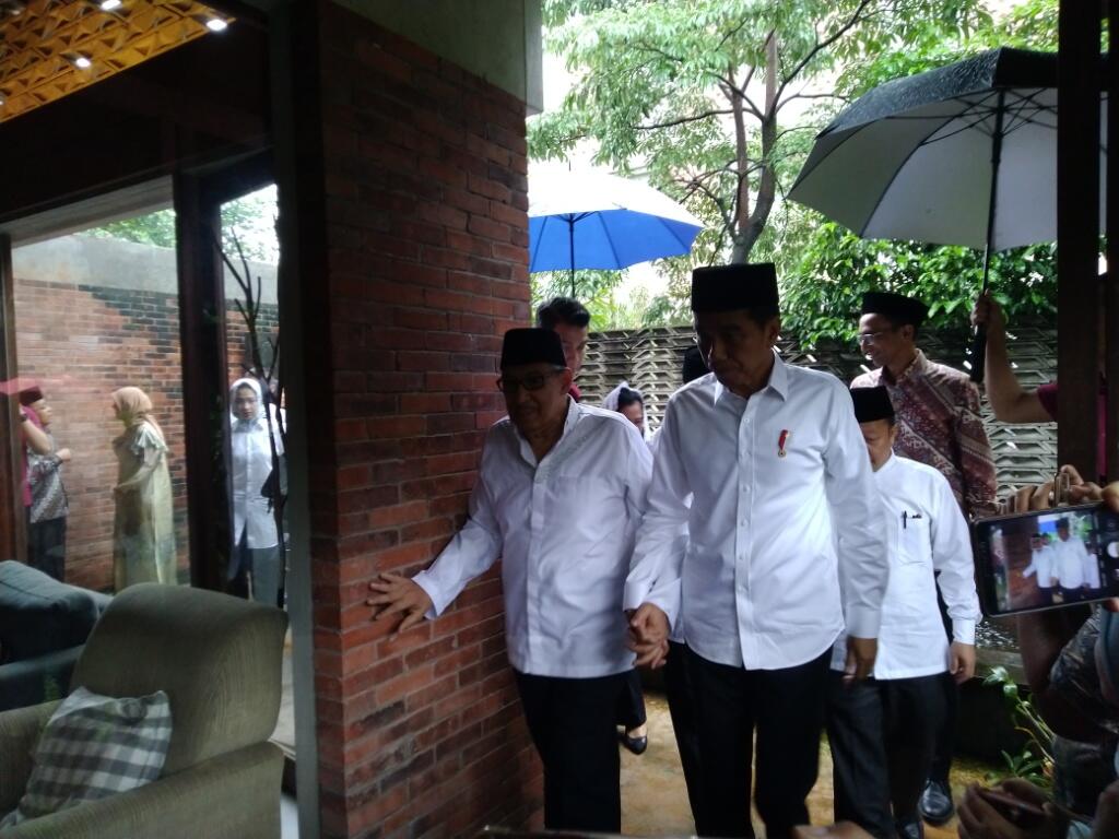 Presiden Sowan ke Quraish Shihab