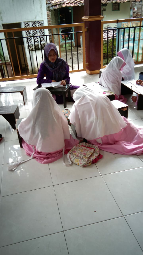 Mengajar Di TPA Kegiatan Saya Mengisi Waktu Luang Saya Setelah Mengajar