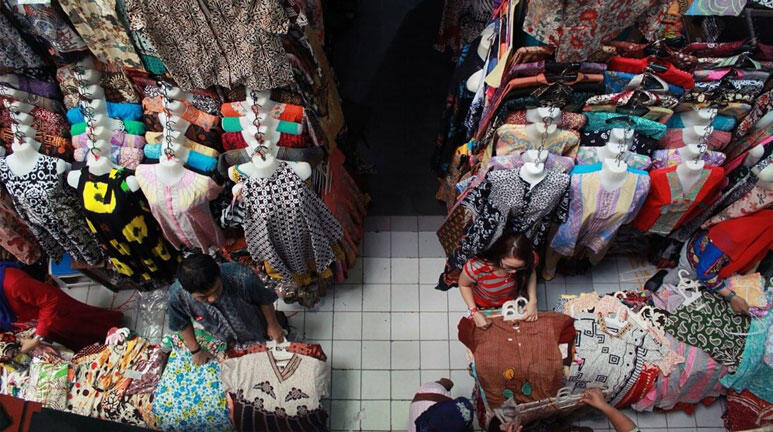 Memanjakan Mata di Pasar Beringharjo Yogyakarta