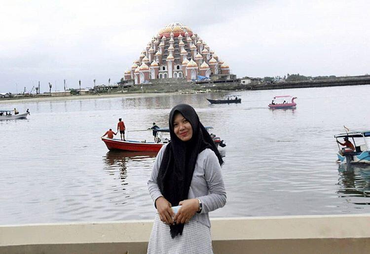 Mengenal Masjid 99 Kubah Ikon Baru Kota Makassar