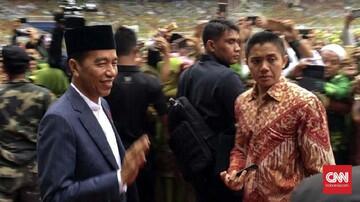 Jokowi Tertawa Dituding Prabowo Elite Indonesia Gagal