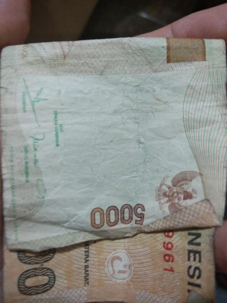 Etika di Kendaraan Umum