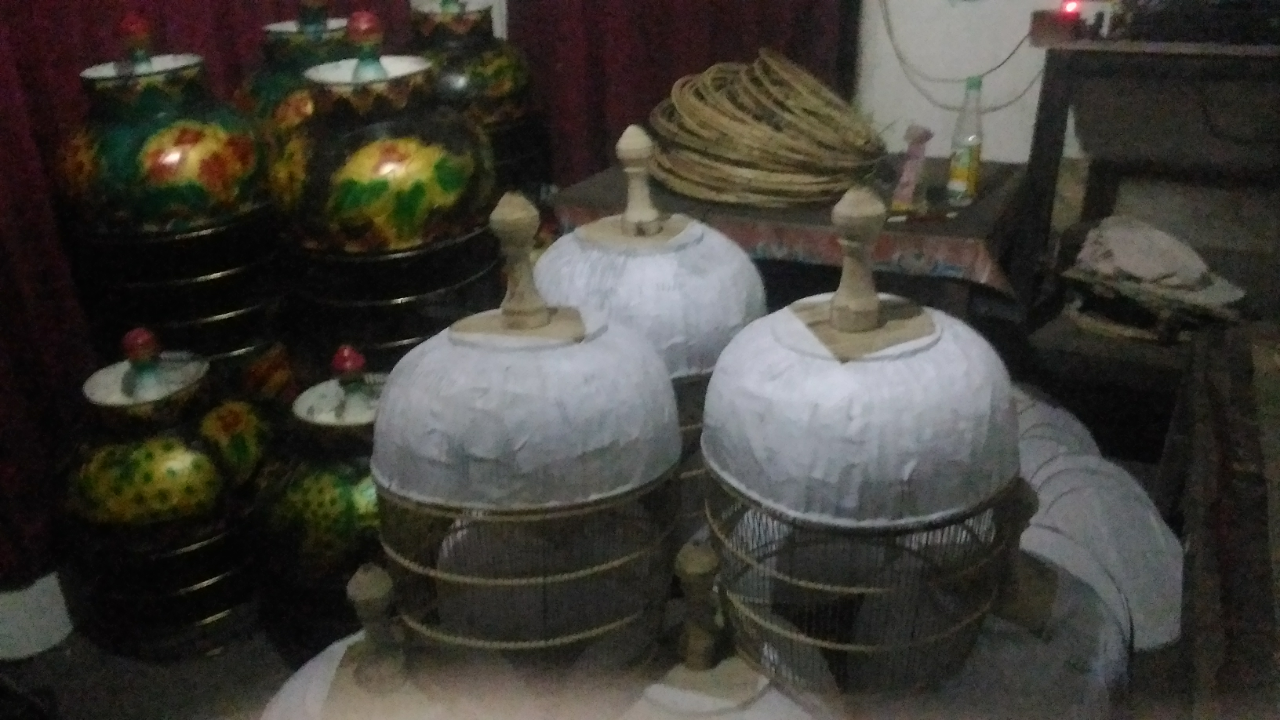 Sangkar Burung Yang Bisa Membawaku Sampai Sarjana