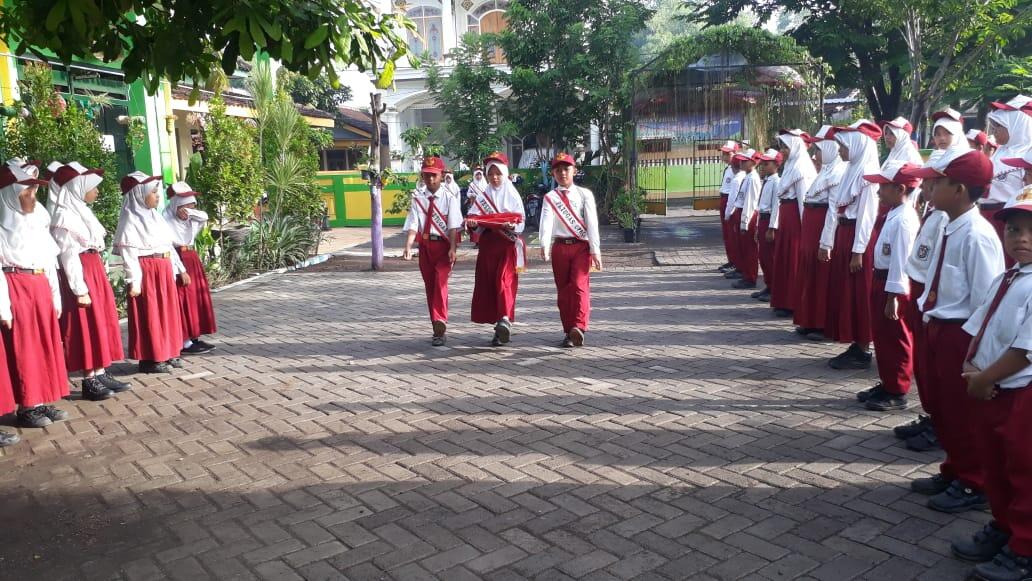 Seorang Mantan Maniak Dota Yang Menjadi Guru