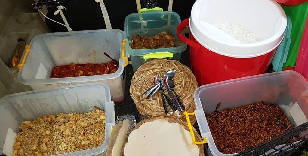 Di Warung Nasi Ini Bayar Rp 1.000 Bisa Makan Sepuasnya