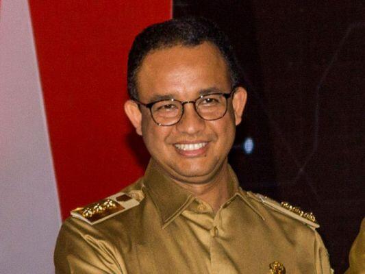 Senyum Kecut Anies Saat Disinggung Soal Wilayah Kumuh Jakarta

