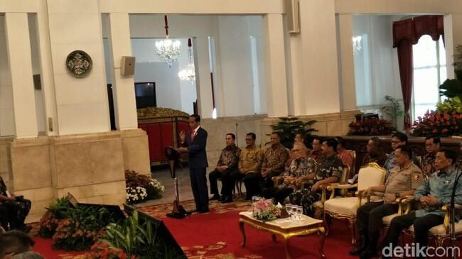 Ada Gatot Nurmantyo di Pertemuan Jokowi dengan Perwira Tinggi di Istana