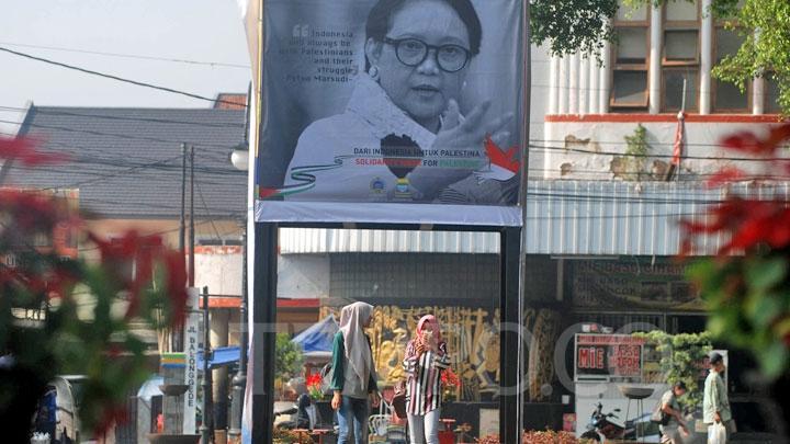 Kisah Palestine Walk di Kawasan Alun-alun Bandung