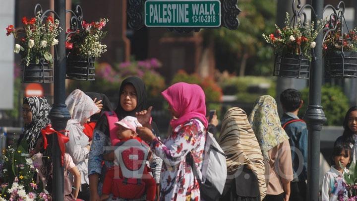 Kisah Palestine Walk di Kawasan Alun-alun Bandung