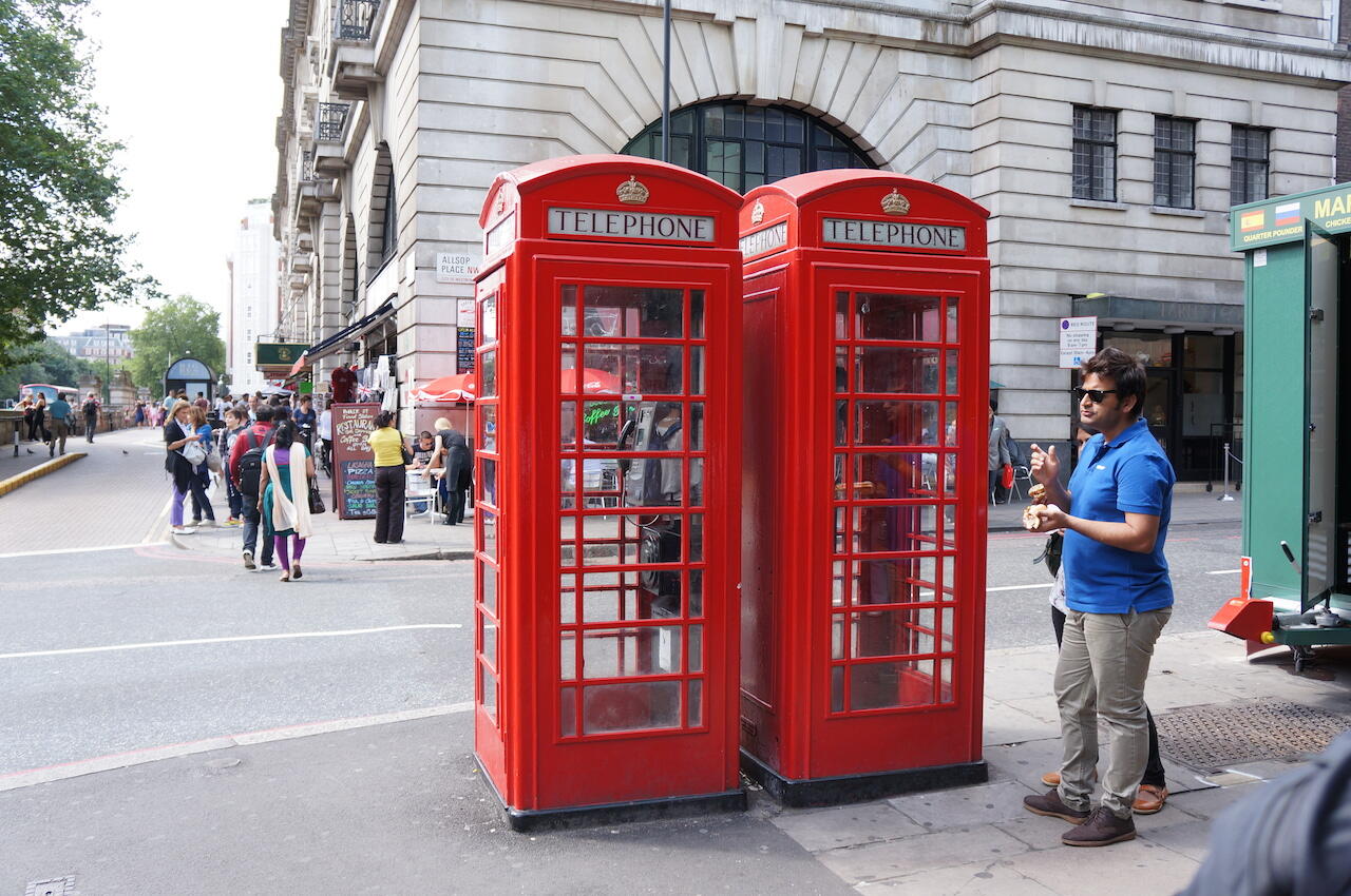 JALAN-JALAN SAMBIL MENGENAL BEBERAPA BANGUNAN BERSEJARAH &amp; WISATA DI LONDON