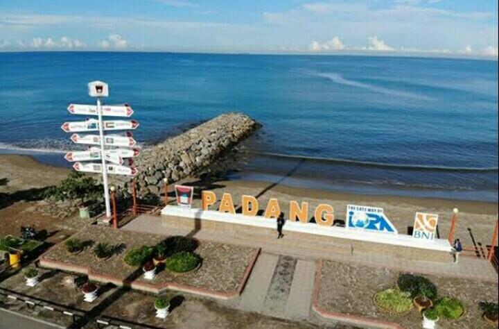 5 Pantai Yang Kece Di Kota Padang