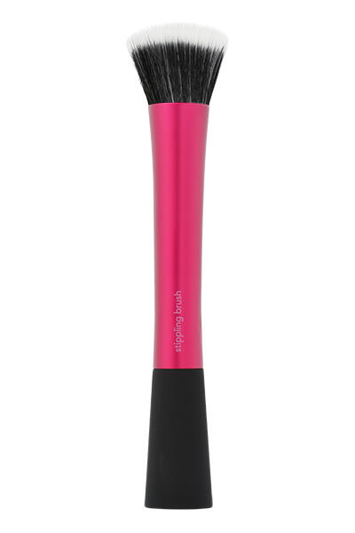 Coba Teknik Pengaplikasian Foundation Ini, Dijamin Flawless!