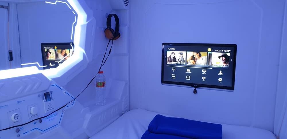 JAKPOD: Hotel Kapsul Pertama di Jakarta Resmi Dibuka
