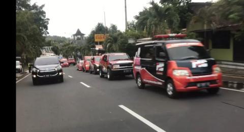 Pulang Kampanye dari Wonogiri, Sandiaga Uno Dikawal 10 Mobil PDIP