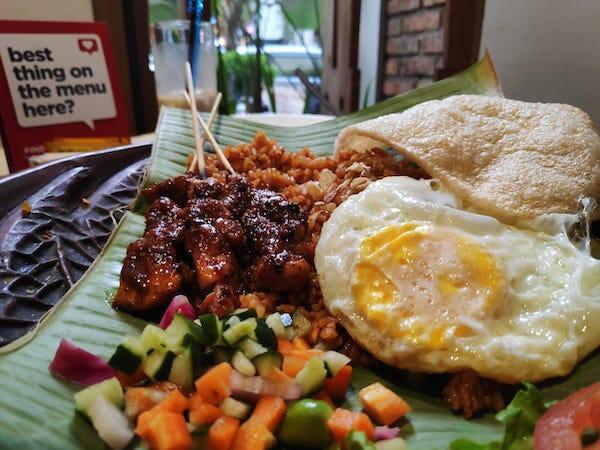 Suddenly Tiba-tiba ke Bandung, Enaknya Makan dan Ngopi di Mana?