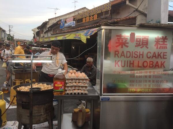 Wisata Pasar Malam di Jonker Walk Melaka, Cobain Poh Piahnya Gan!