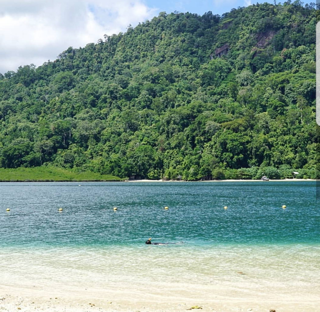 Ke Pantai Ke Gunung Dalam Sehari? Ke Sumatera Barat Aja Gan