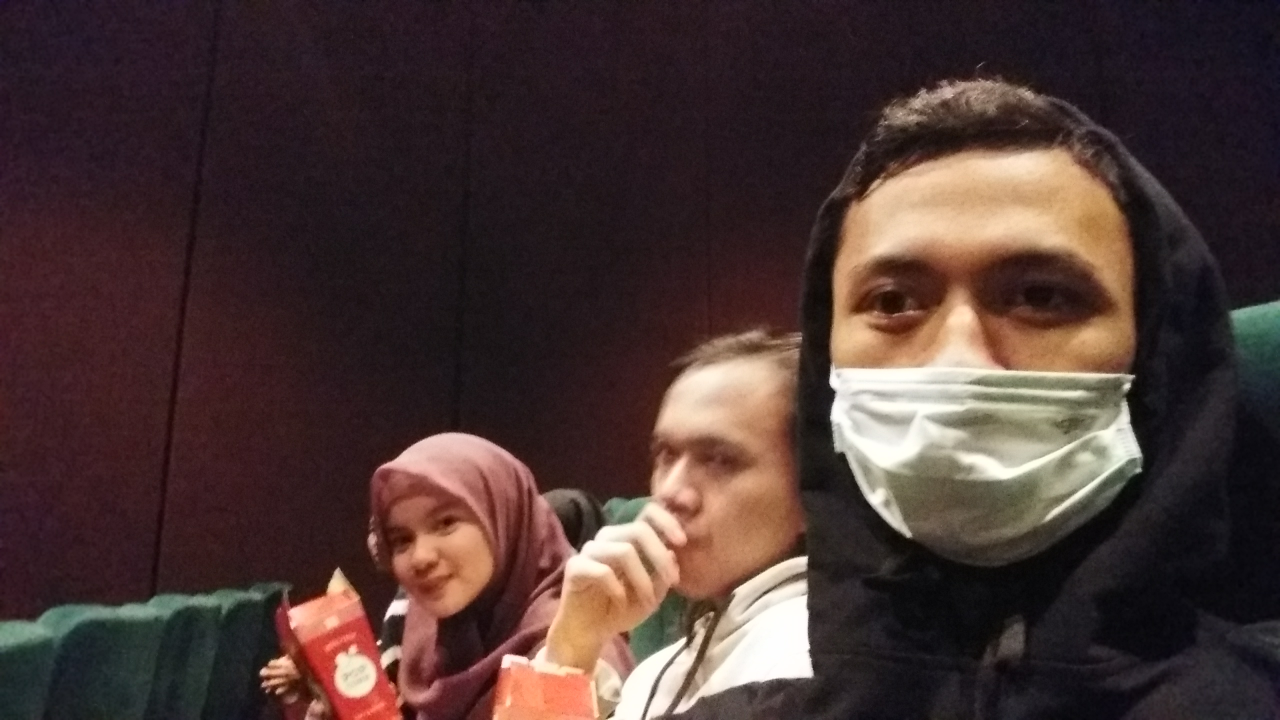 Keseruan Nobar Terlalu Tampan Bersama Kaskuser Depok