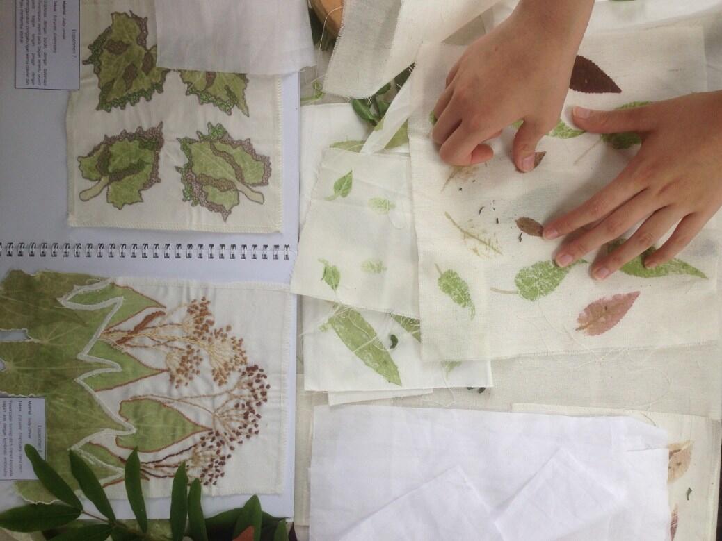 Mengisi Waktu Luang dengan Membuat Ecoprint, Apa Sih?