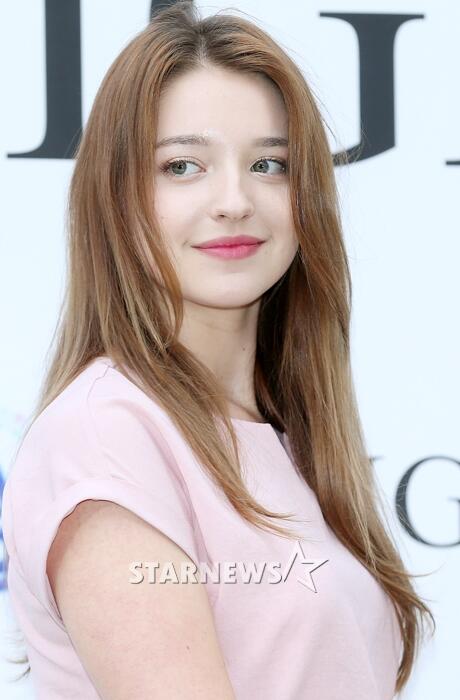 ANGELINA DANILOVA,Selebgram Cantik &quot;KOREA&quot; Yang Disebut BIDADARI RUSIA!