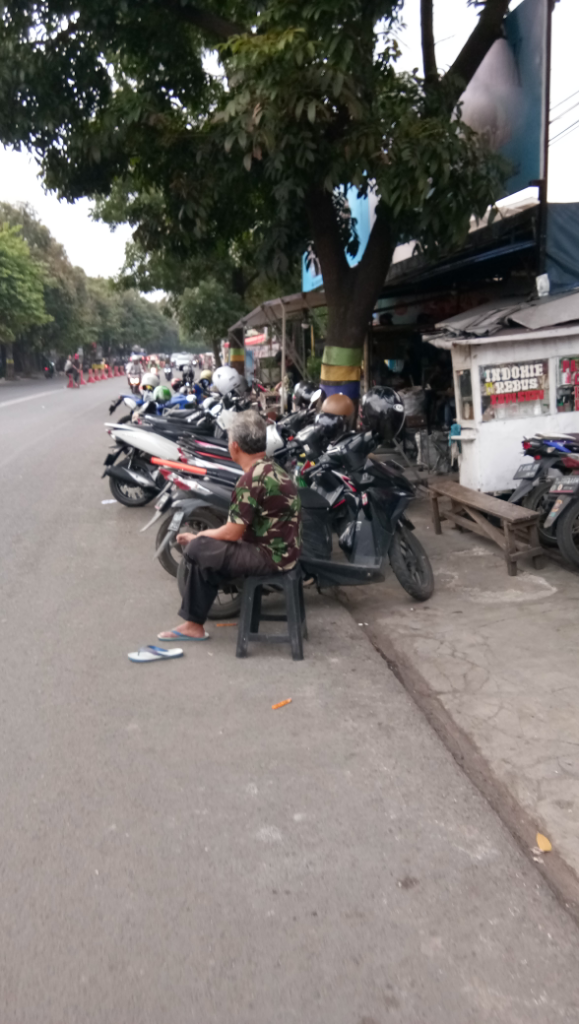 Nasib Pejalan Kaki Yang Menjadi Anak Tiri Di Jalan Sendiri