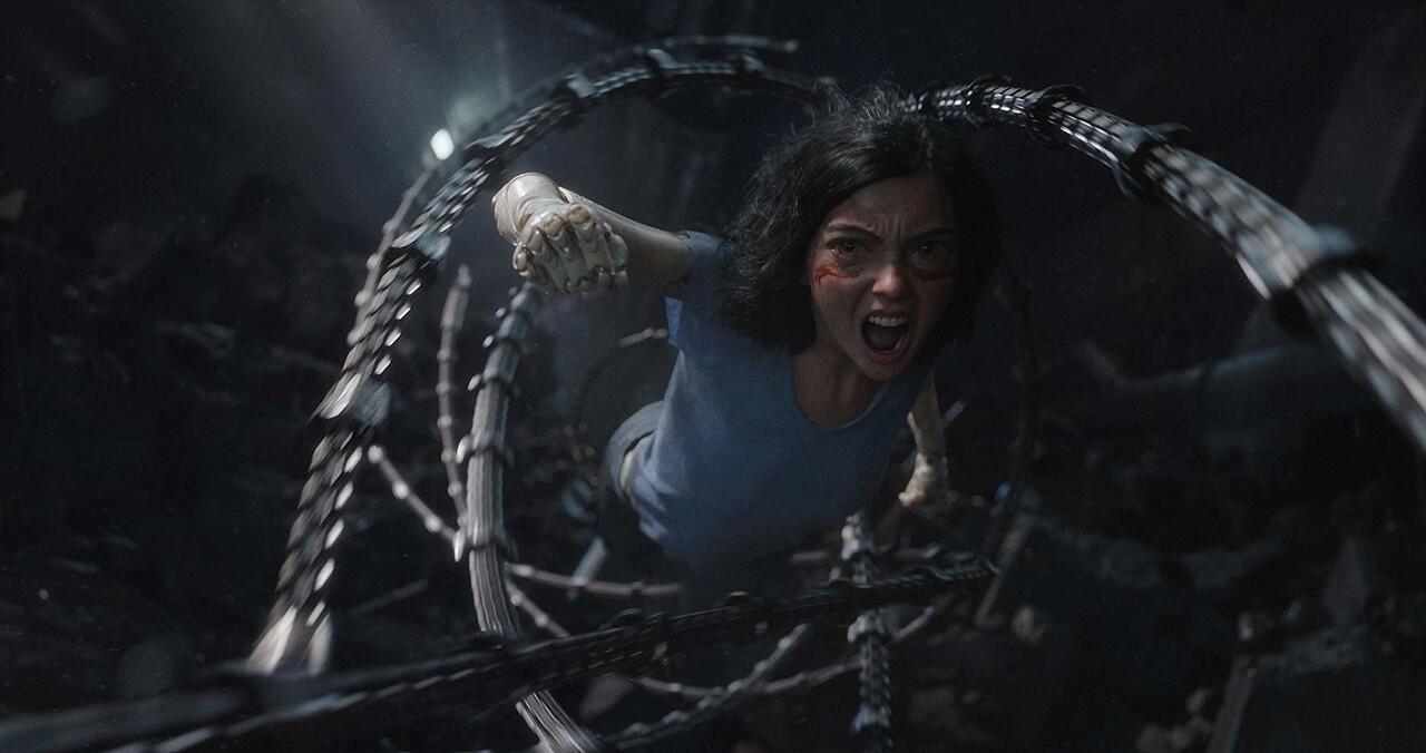 Mending Nonton 'Alita: Battle Angel' di IMAX atau 4DX? Ini Pengalaman Gue!