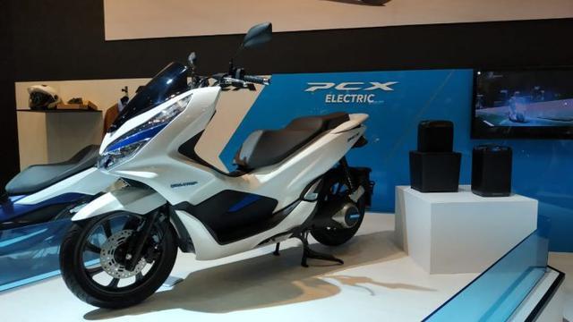 Honda PCX Listrik Resmi Mengaspal, Tapi Cuma Bisa Disewa Gan