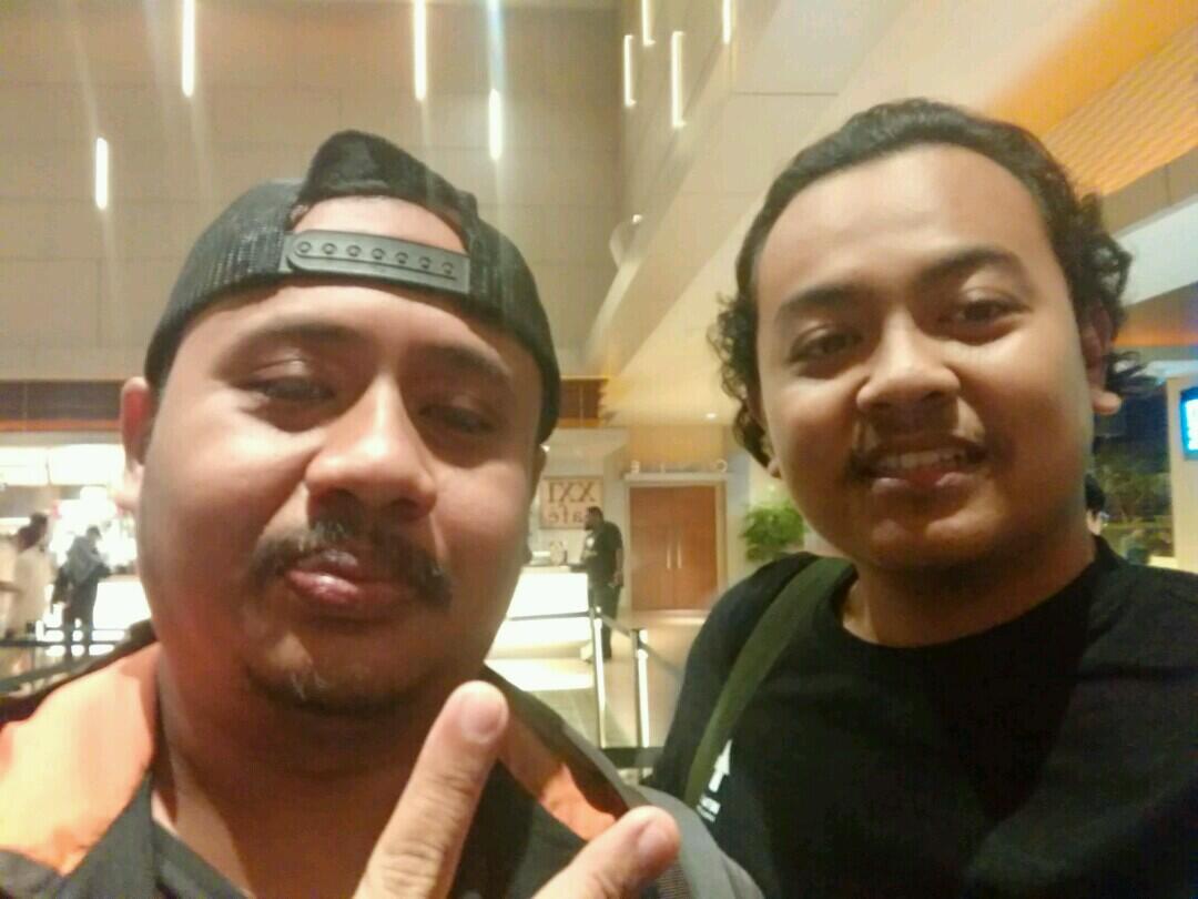 &#91;FR&#93; NOBAR SERUNYA &quot;TERLALU GANTENG&quot; DAN KEJUTAN BINTANG FILMNYA DI YOGYAKARTA!!