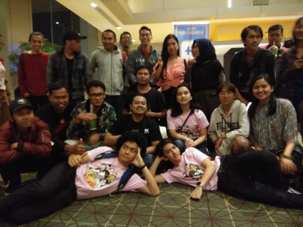 &#91;FR&#93; NOBAR SERUNYA &quot;TERLALU GANTENG&quot; DAN KEJUTAN BINTANG FILMNYA DI YOGYAKARTA!!
