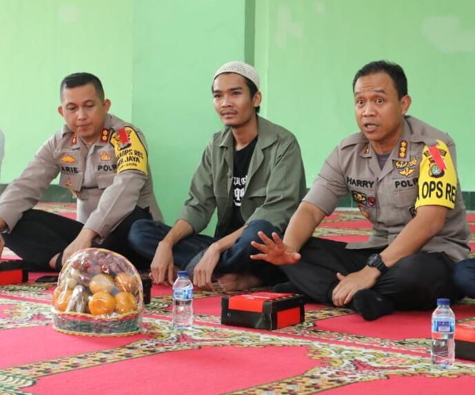 Kapolres Metro Jakarta Pusat Silaturahmi Ke Markas HMI Cabang Jakarta Pusat-Utara