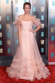 Indahnya Busana Selebriti di British Academy of Film and Television Arts Awards 2019!
