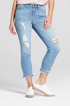 Lo Pengguna Celana Jeans? Sesuaikan Jenis Jeans dengan Bentuk Tubuhmu Ya!