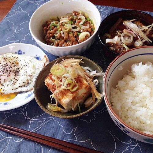 Beragam Menu Sarapan Orang Jepang, Agan Doyan Nggak?