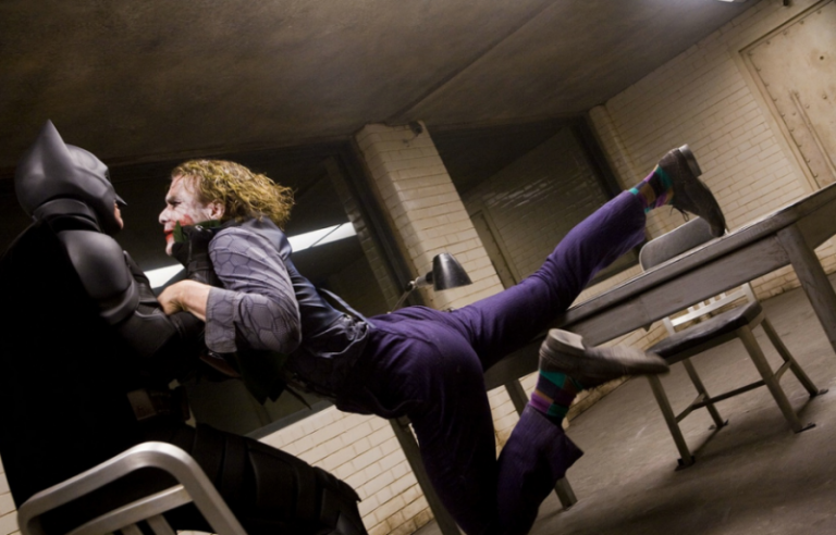 Joker - Heath Ledger, Tokoh Film Yang Paling Berkesan Menurut Ane, Ini 11 Alasannya
