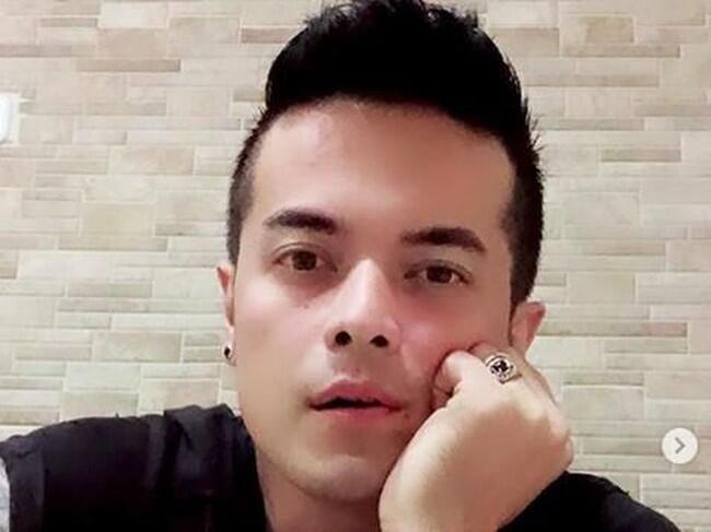 Bikin Heboh Ciuman dengan Wanita saat Karaoke, Choky Andriano Minta Maaf