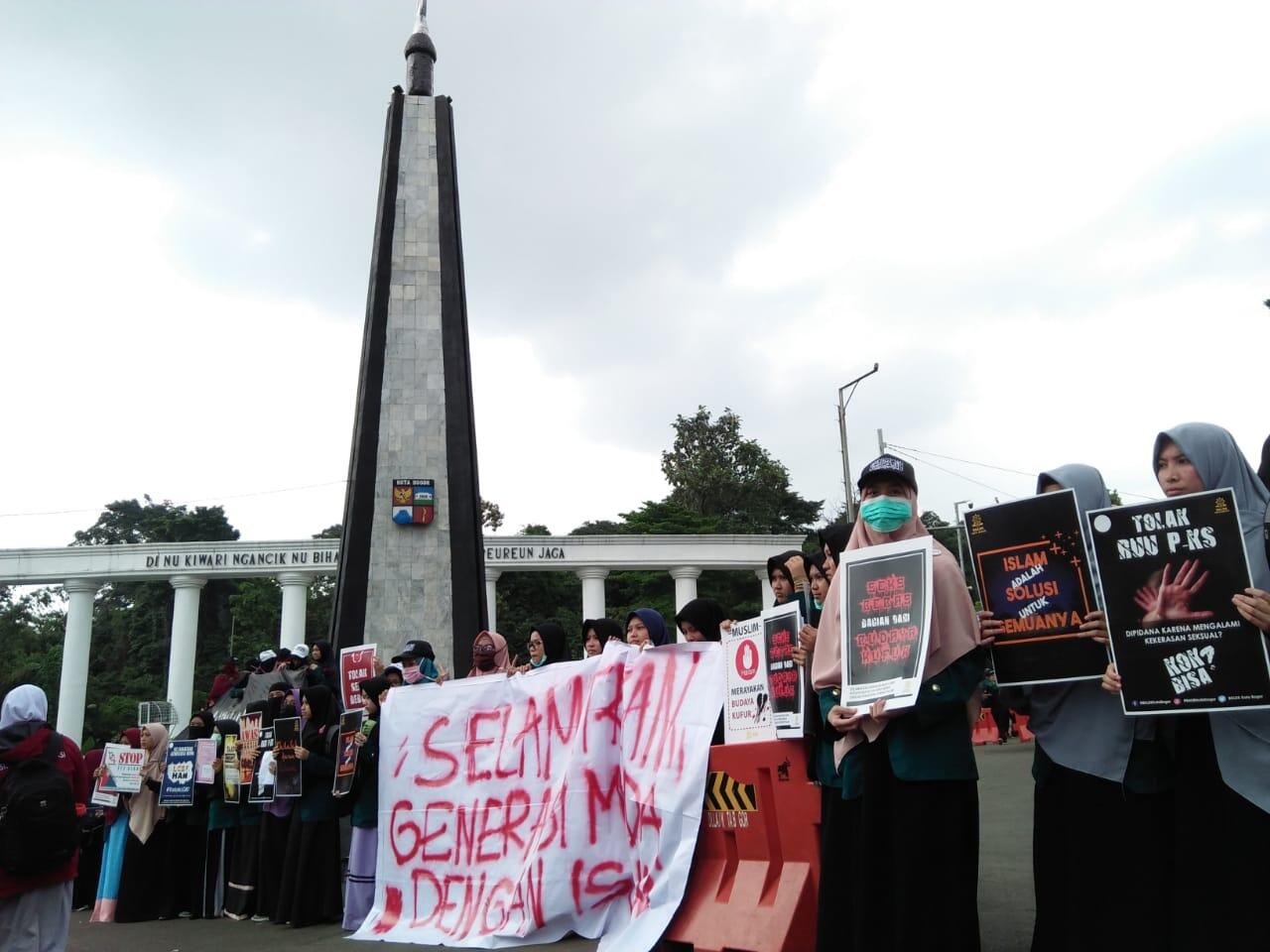 Tolak Valentine Day, Ratusan Mahasiswa di Bogor Gelar Aksi