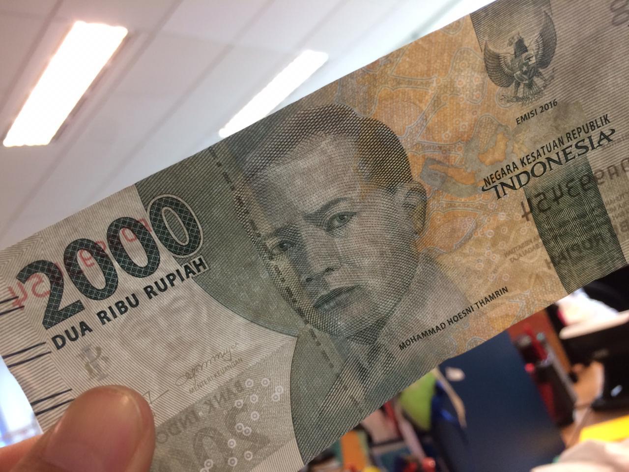 APA YANG AGAN LAKUKAN KALAU CUMA PUNYA UANG 2000 RUPIAH?