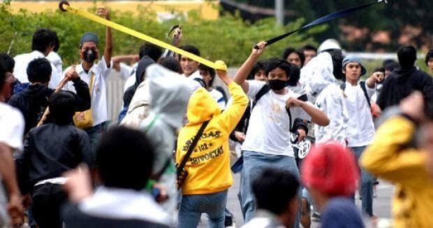 Krisis Moral Salah Siapa ?