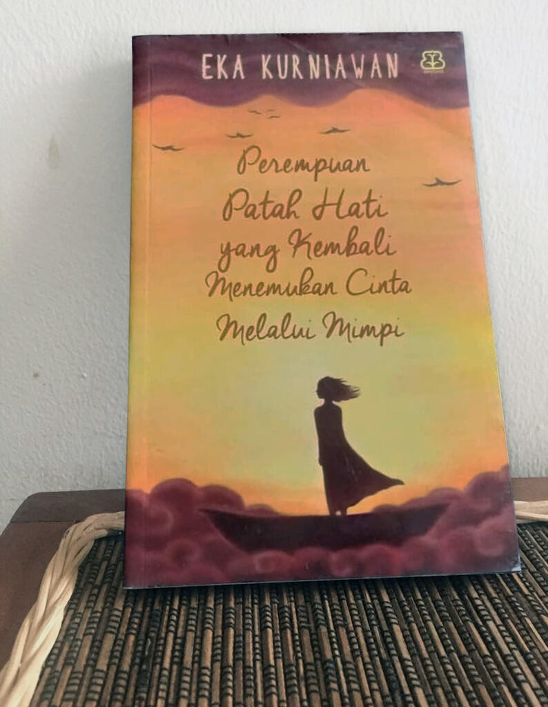 Perempuan Patah Hati yang Kembali Menemukan Cinta Melalui Mimpi - Review