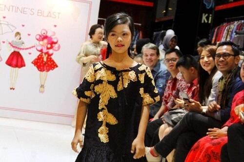 Anak-anak Down Syndrome Ini Menjadi Model di Fashion Show Alleira!