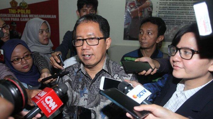 Satgas Sita Kuitansi & Bukti Transfer dari Apartemen Joko Driyono
