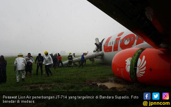 Lion Air JT-714 Tergelincir di Bandara Supadio