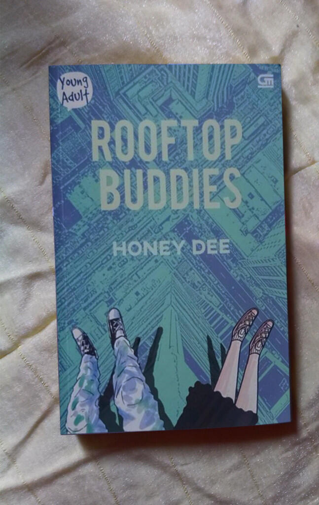 Rooftop Buddies karya Honey Dee - Novel Review