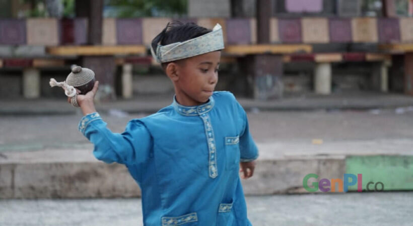 Dijadikan Lomba di Festival Penyengat, ini Filosofi Permainan Gasing
