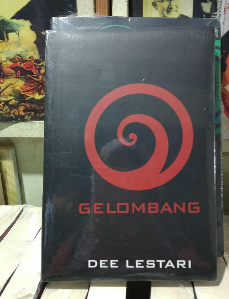 Review Novel: Gelombang karya Dee Lestari