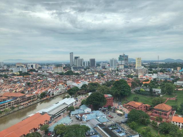Belajar Pemerataan Pembangunan dari Negara Malaysia