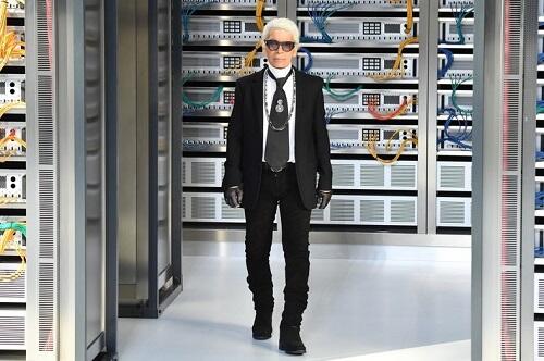 Fashion Dunia Berduka, Ini Fakta Karl Lagerfeld Sang Desainer Chanel yang Tutup Usia