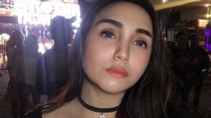 Usai Lepas Hijab, Salmafina Sunan Posting Foto Seksi saat Berolahraga