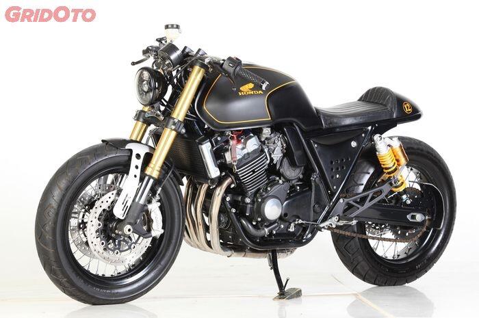 Terjual Honda CB 400 SF Caferacer Scrambler Tracker Bratstyle Bobber ...